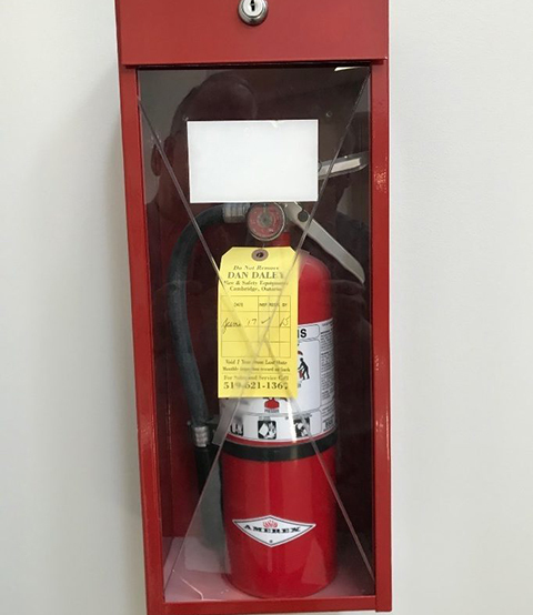 Emergency / Safety - Fire extinguisher